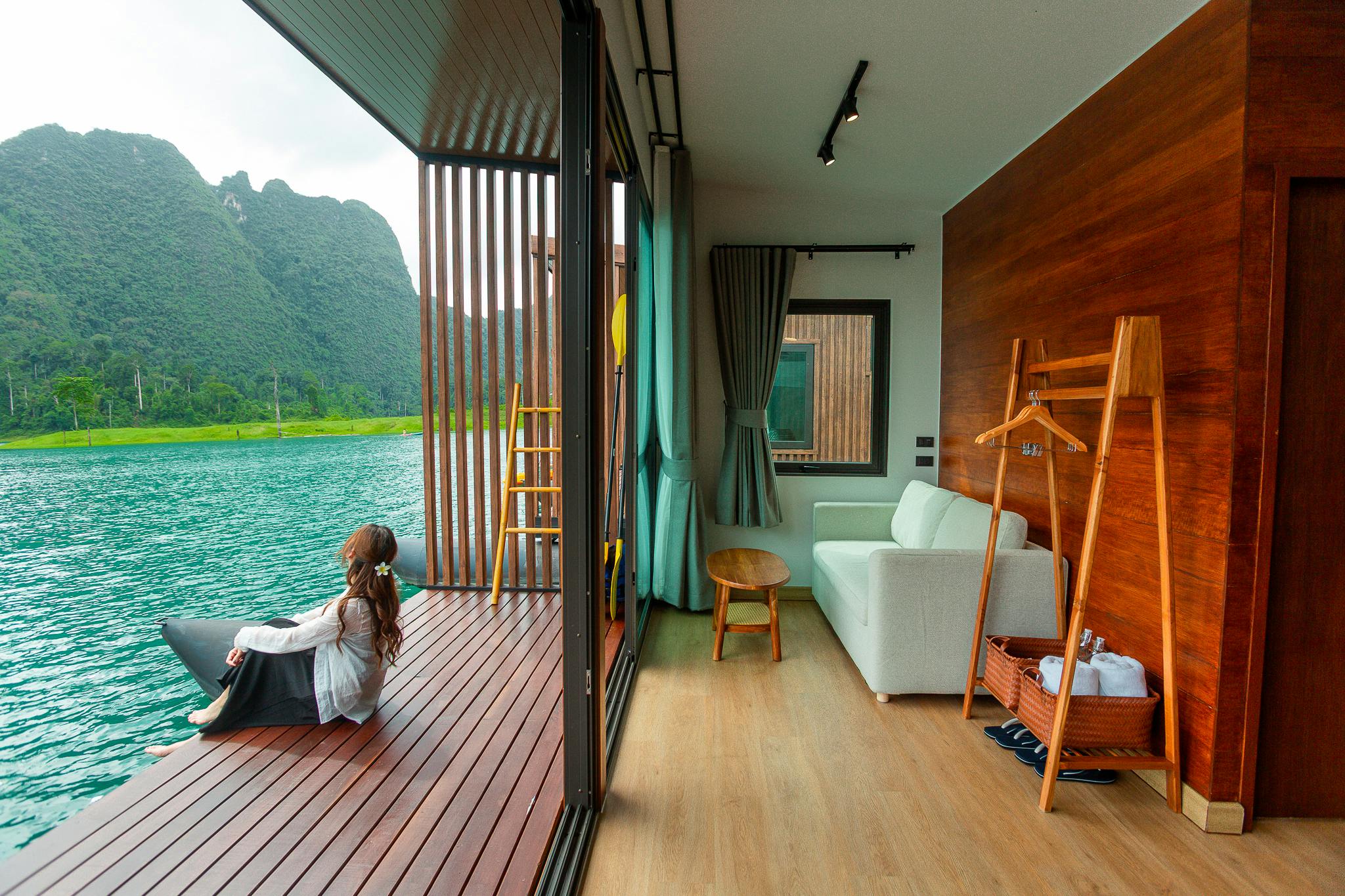 360 Issara Floating Resort