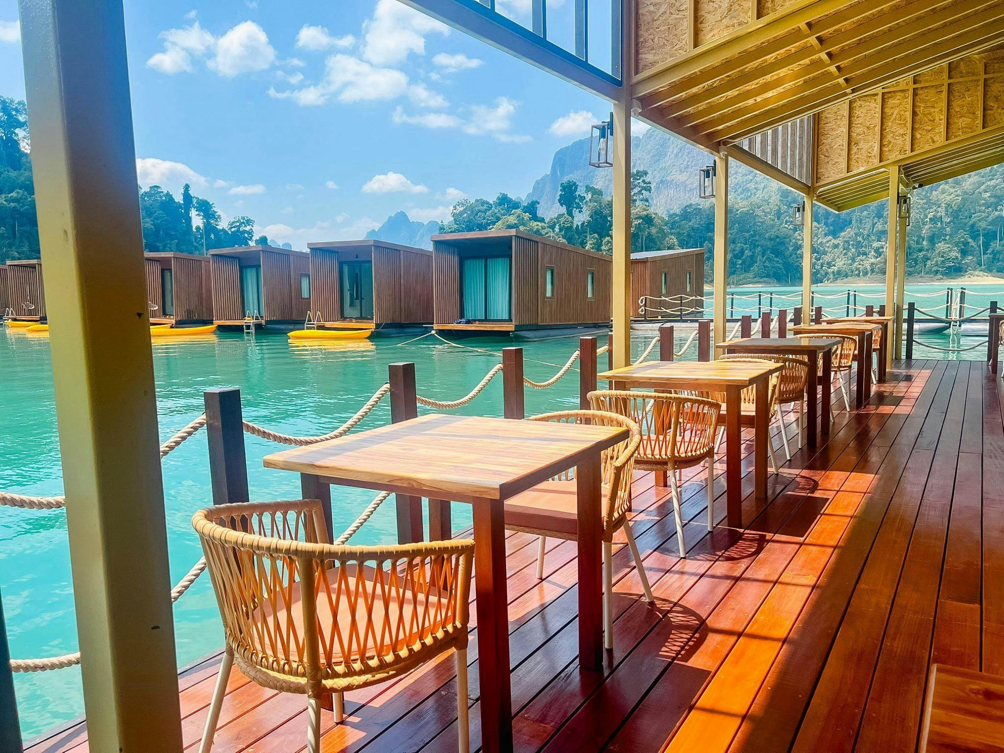 360 Issara Floating Resort