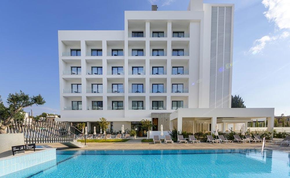 Anemi Hotel & Suites