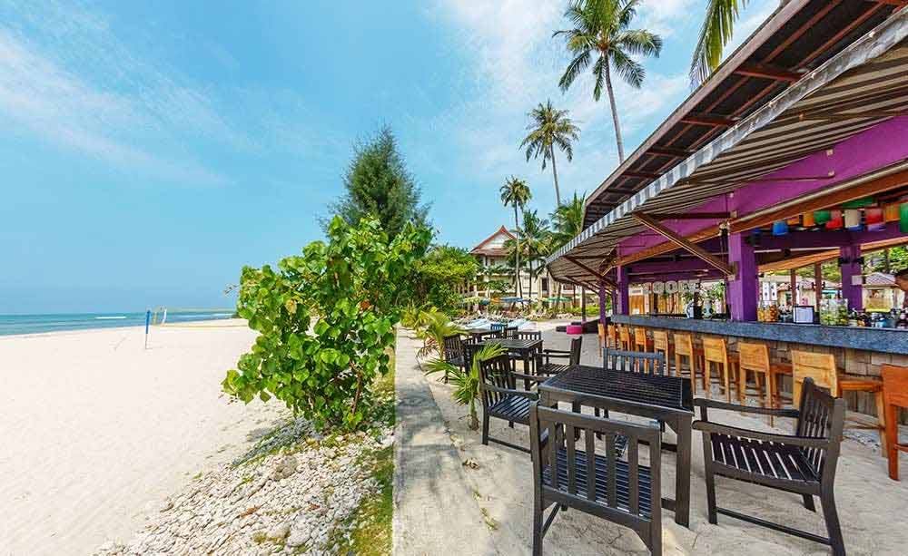 Apsara Beachfront Resort and Villa