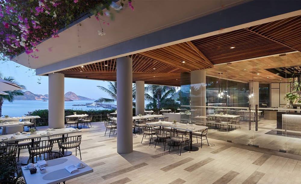 Ayana Komodo Waecicu Beach