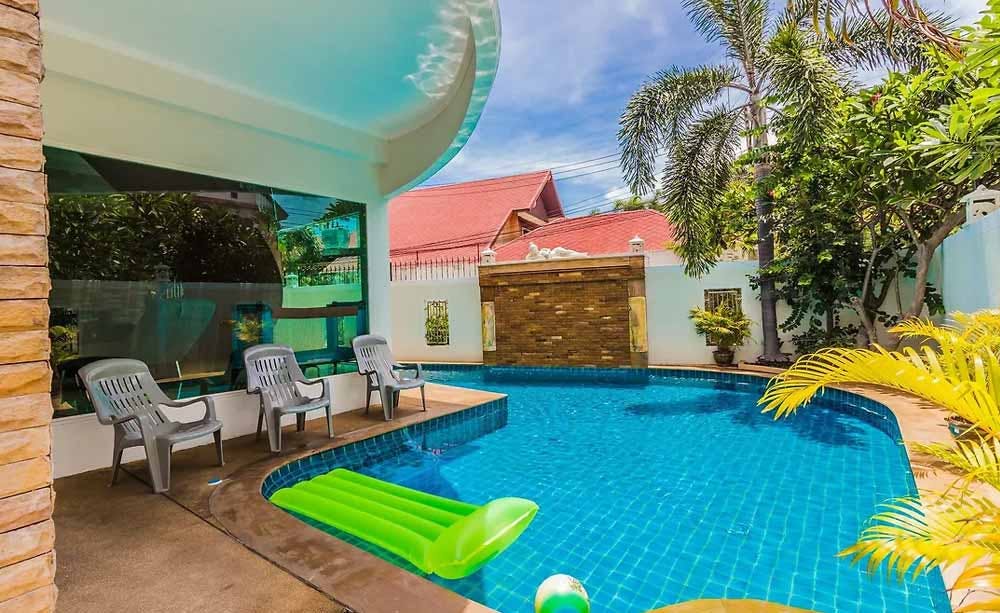 Baan Kanittha - Tewaree 4 Bedrooms Pool