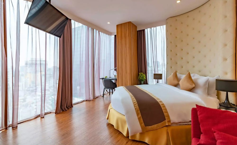 Bay Hotel Ho Chi Minh