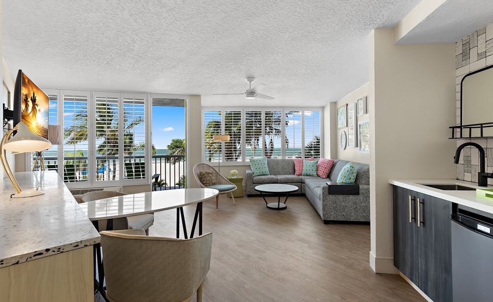 Bellwether Beach Resort