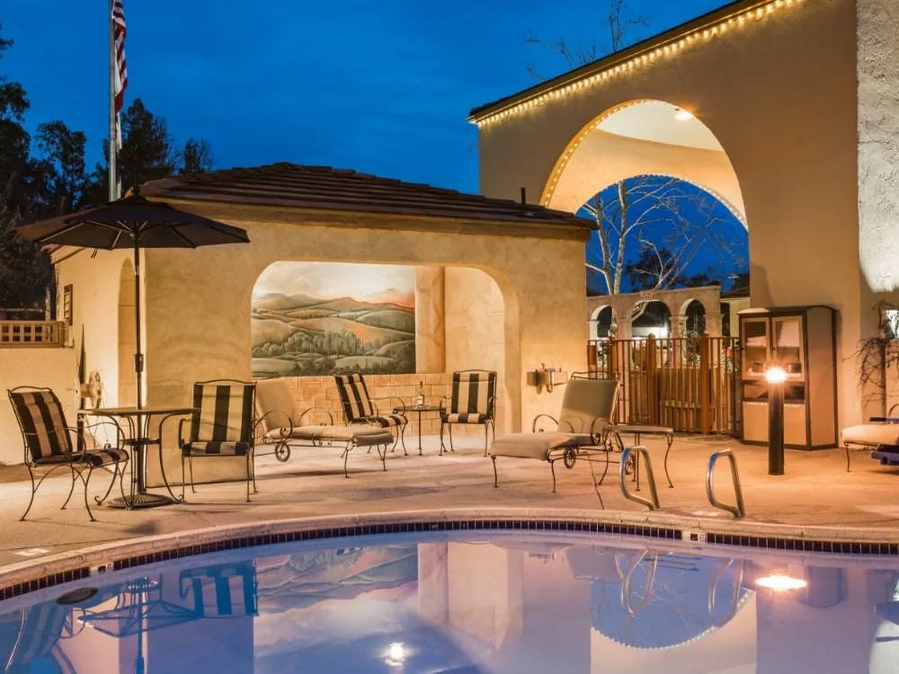 Best Western Dry Creek Inn