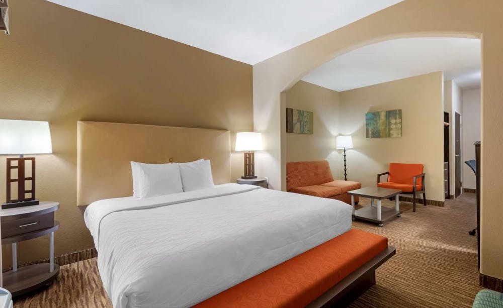 Best Western Plus DFW Airport Suites