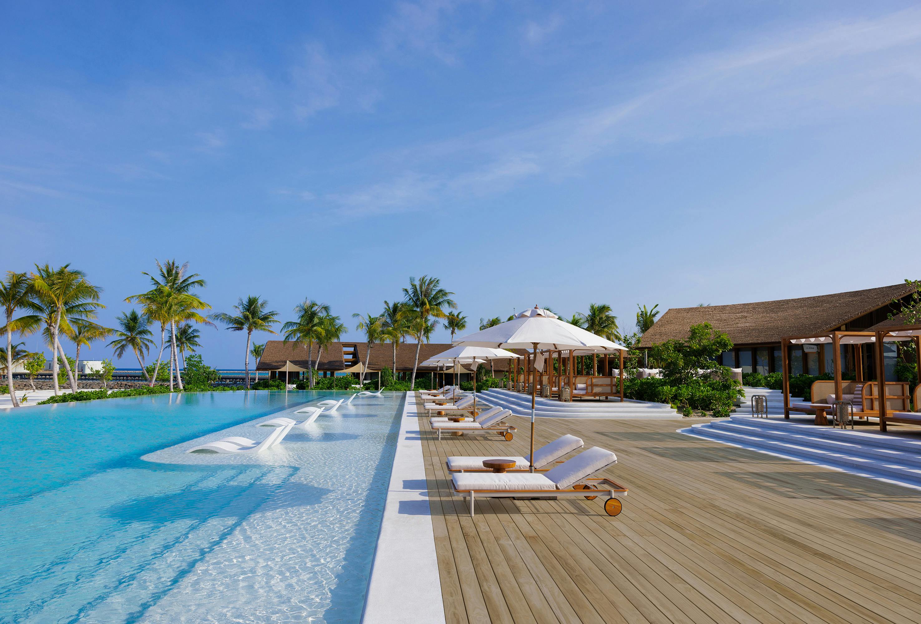 Centara Grand Lagoon Maldives