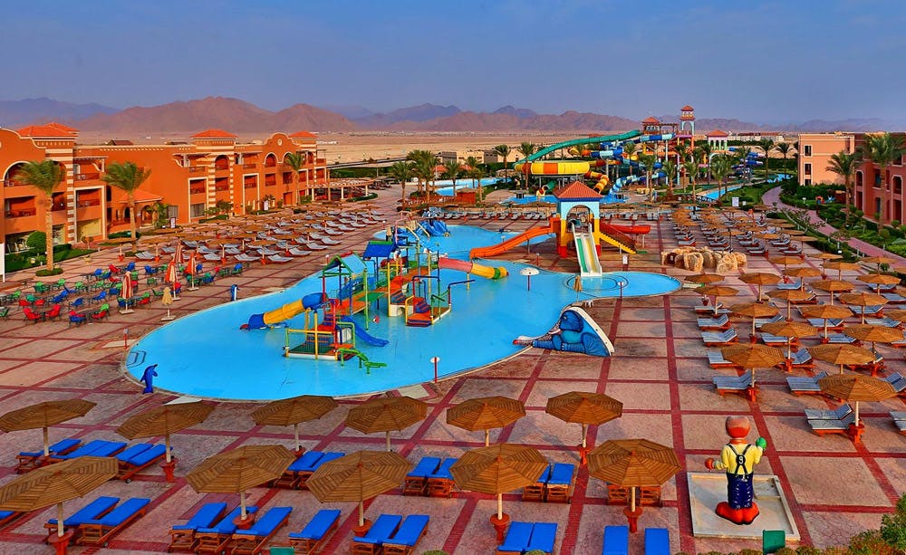 Charmillion Club Aqua Park