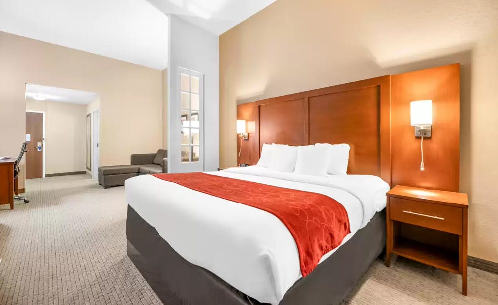 Comfort Suites Orlando Airport