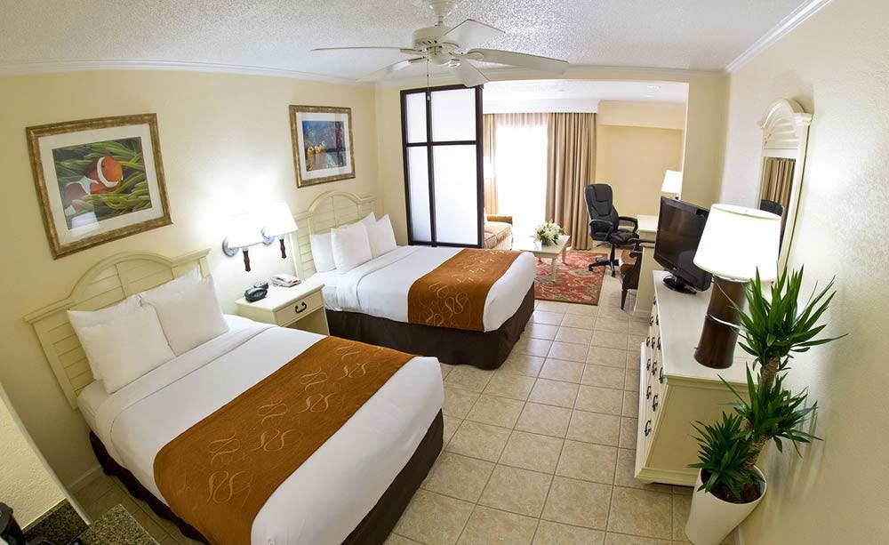 Comfort Suites Paradise Island