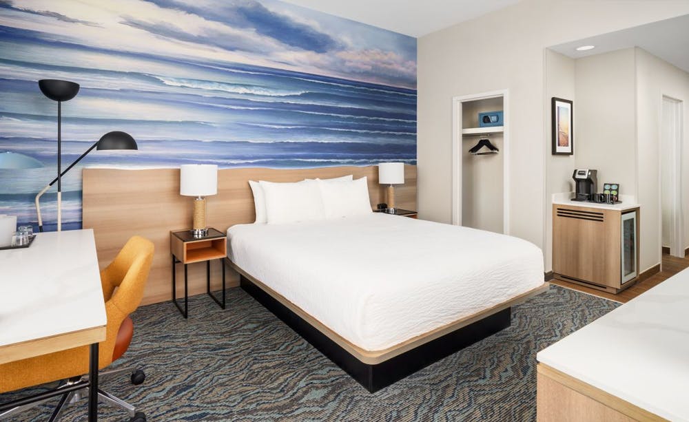 Courtyard By Marriott Fort Lauderdale Beach 