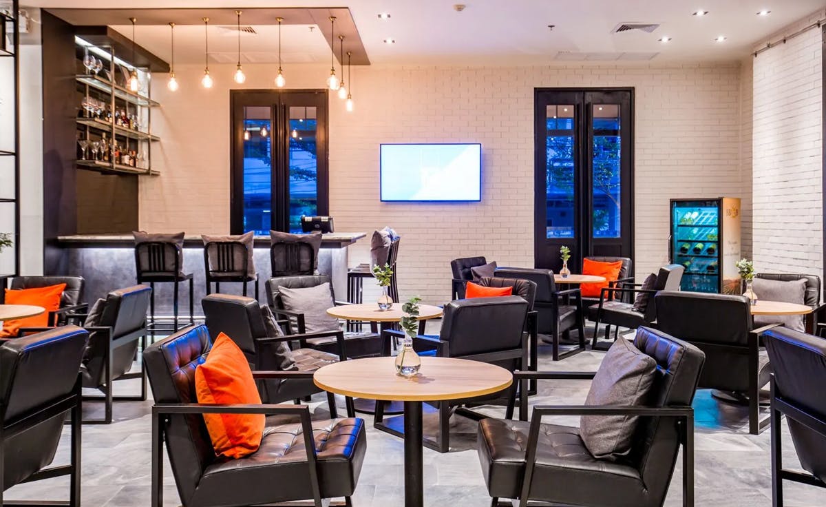 Cross Vibe Bangkok Sukhumvit