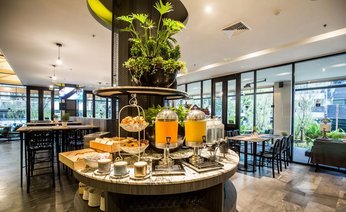 Cross Vibe Bangkok Sukhumvit