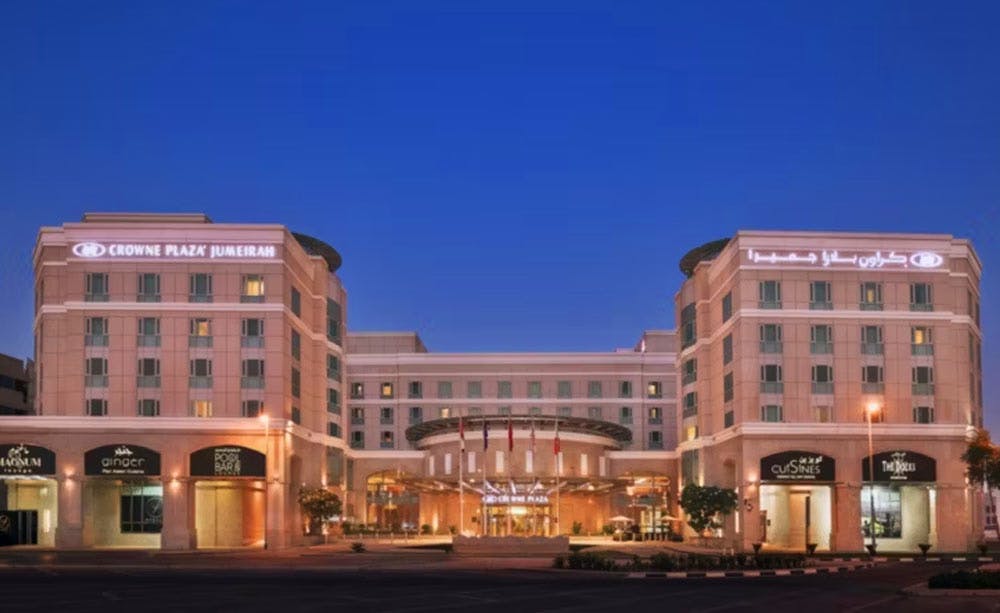 crowne-plaza-dubai-jumeirah-hotel-01