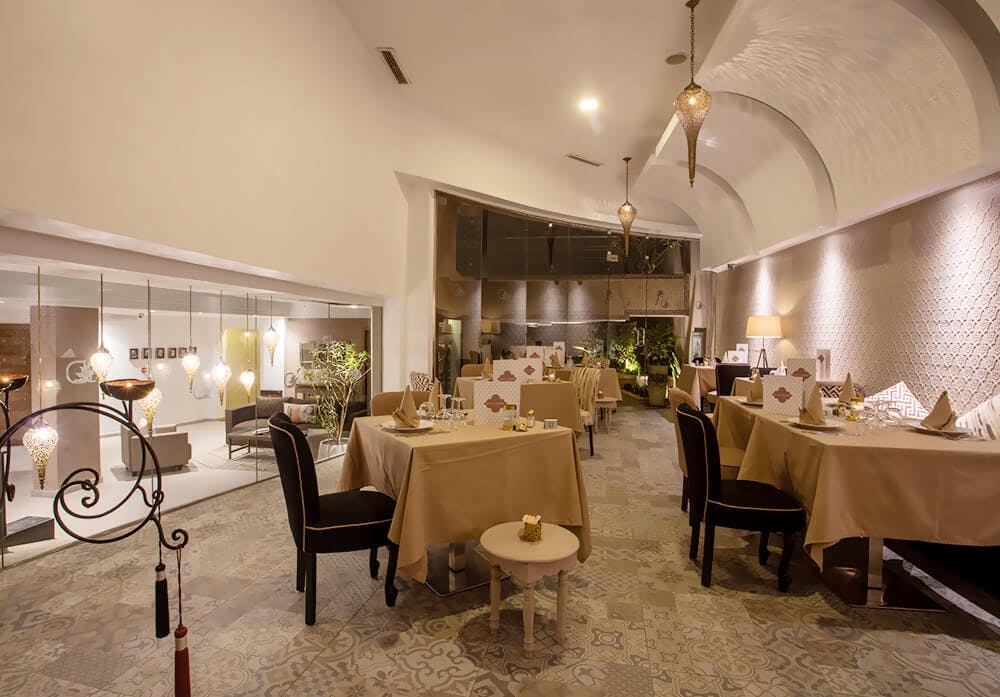 Dellarosa Hotel Suites & Spa