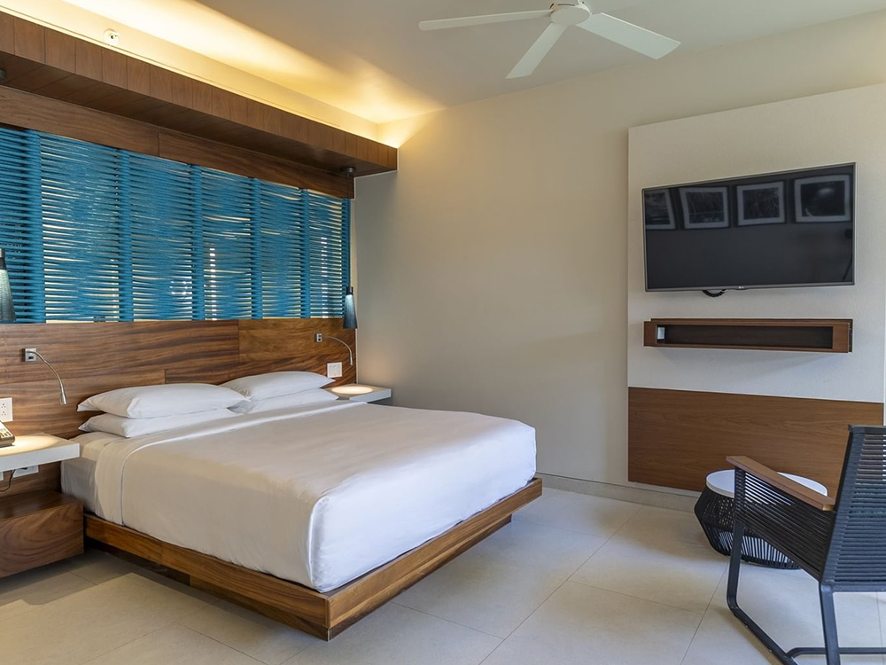 Devossion By Live Aqua Playa del Carmen