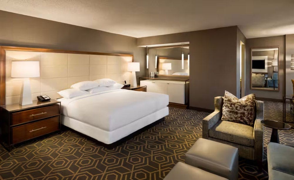 DoubleTree by Hilton Hotel Dallas - Campbell Centre