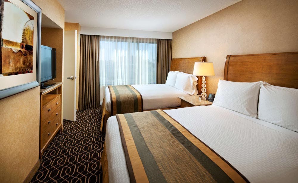 doubletree-suites-by-hilton-hotel-anaheim-resort-convention-center-05.jpg
