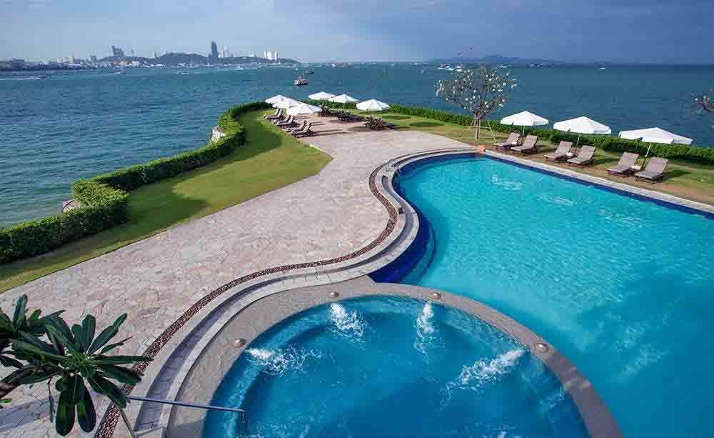 Dusit Thani Pattaya