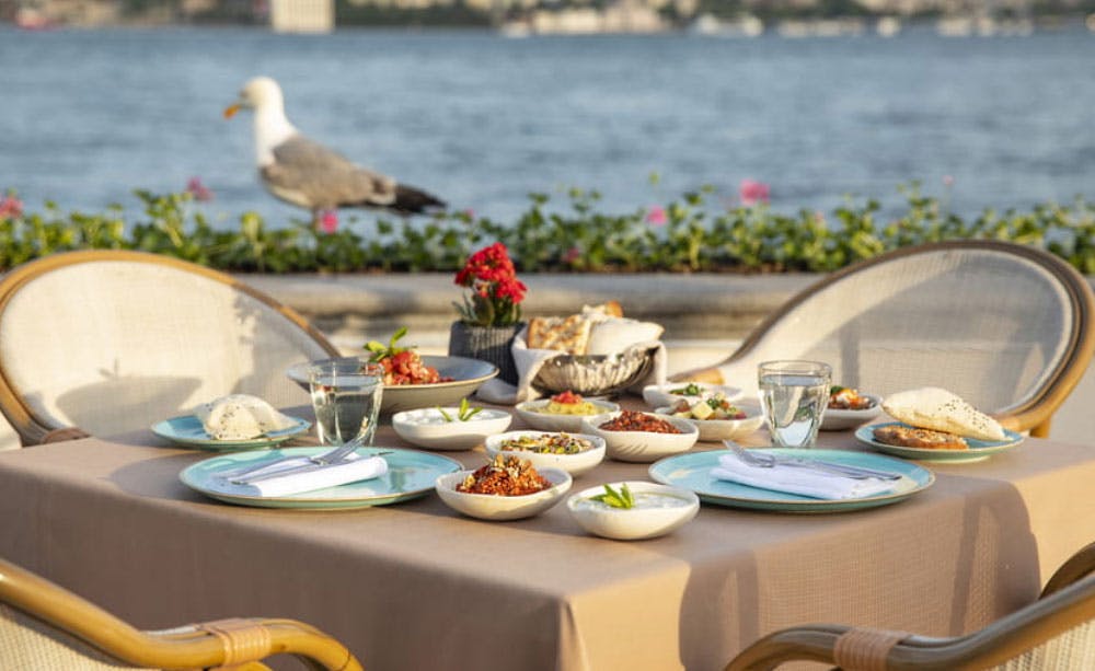 Four Seasons Hotel Istanbul At The Bosphorus