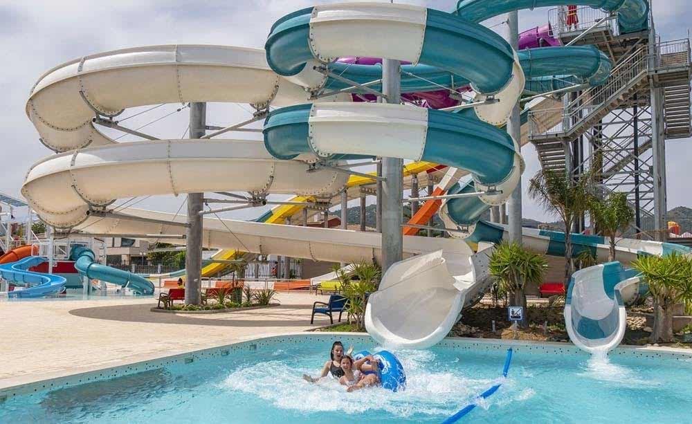 Golden Taurus Aquapark Resort