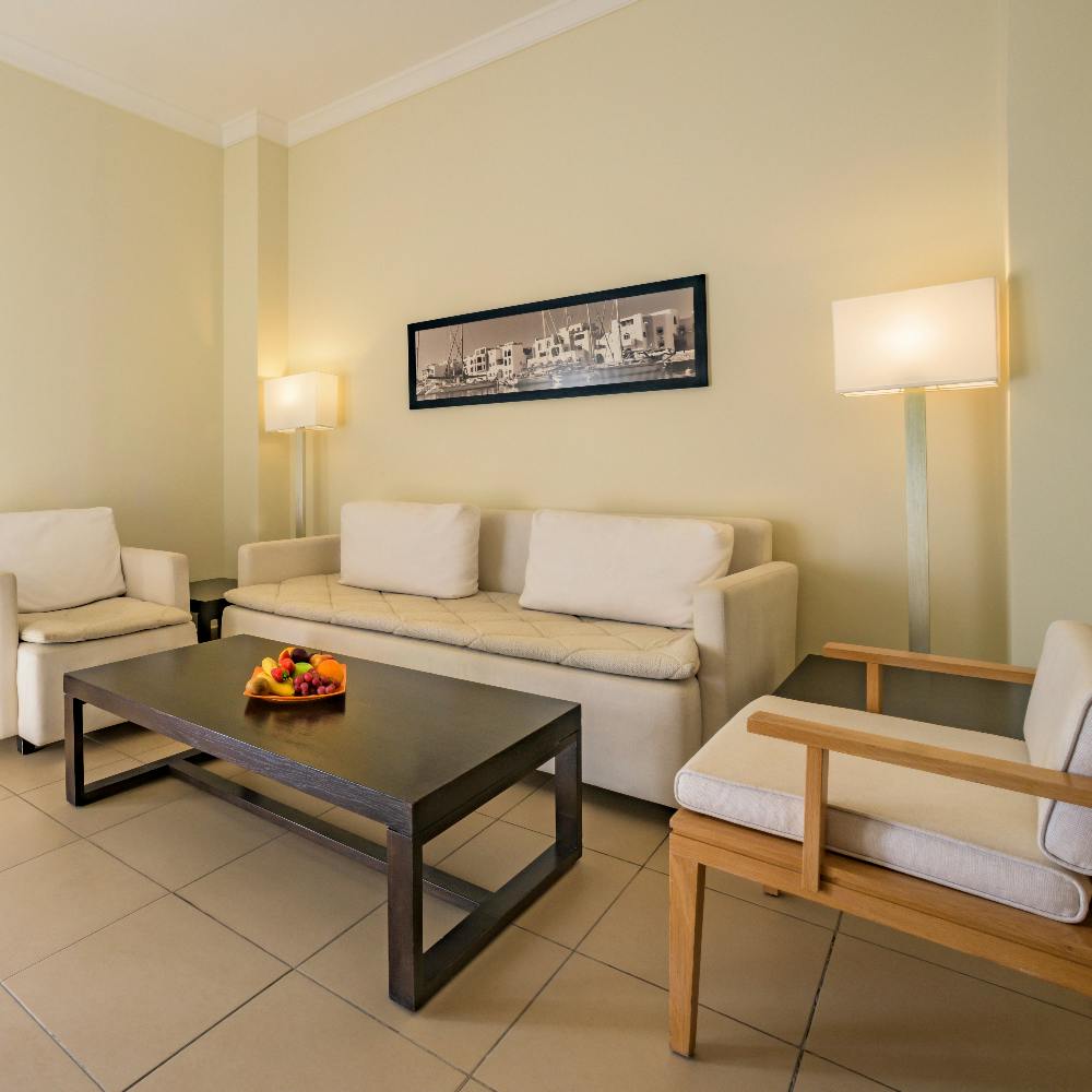 Grand Tala Bay Resort