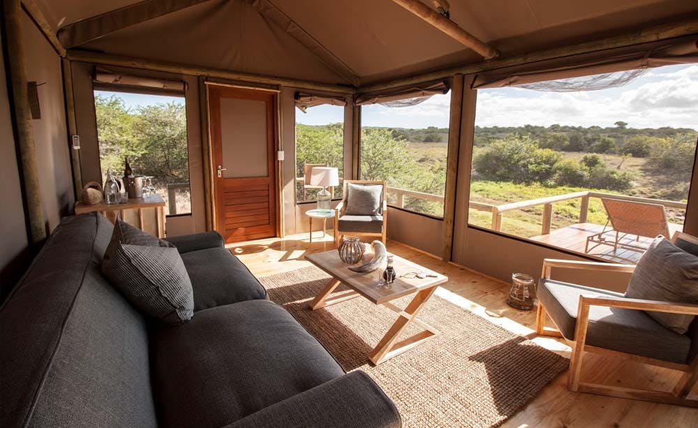 Hlosi Game Lodge