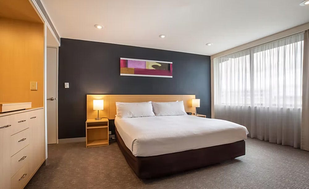 holiday-inn-melbourne-airport-02