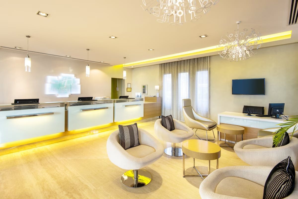 Holiday Inn Muscat Al Seeb