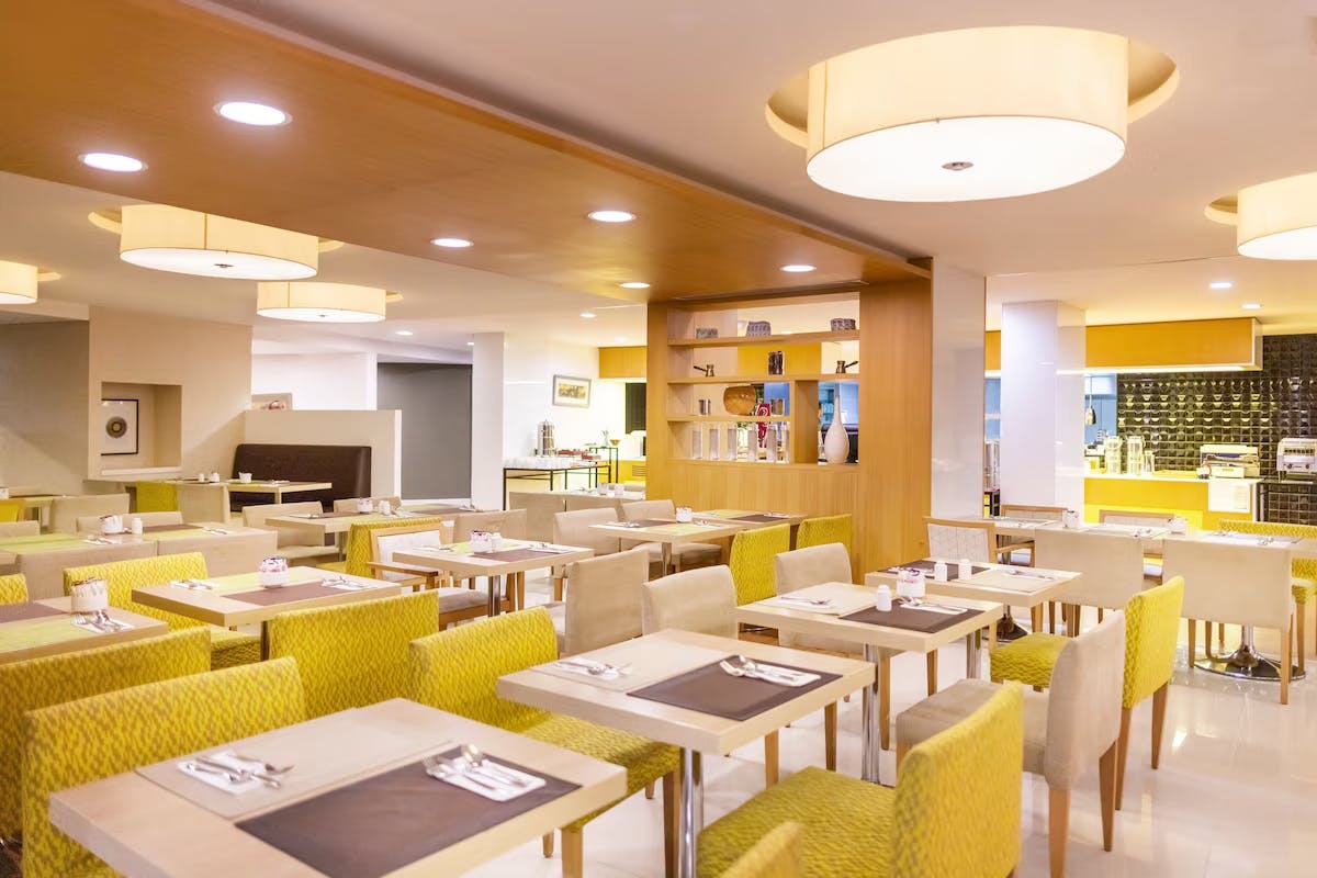 Holiday Inn Muscat Al Seeb