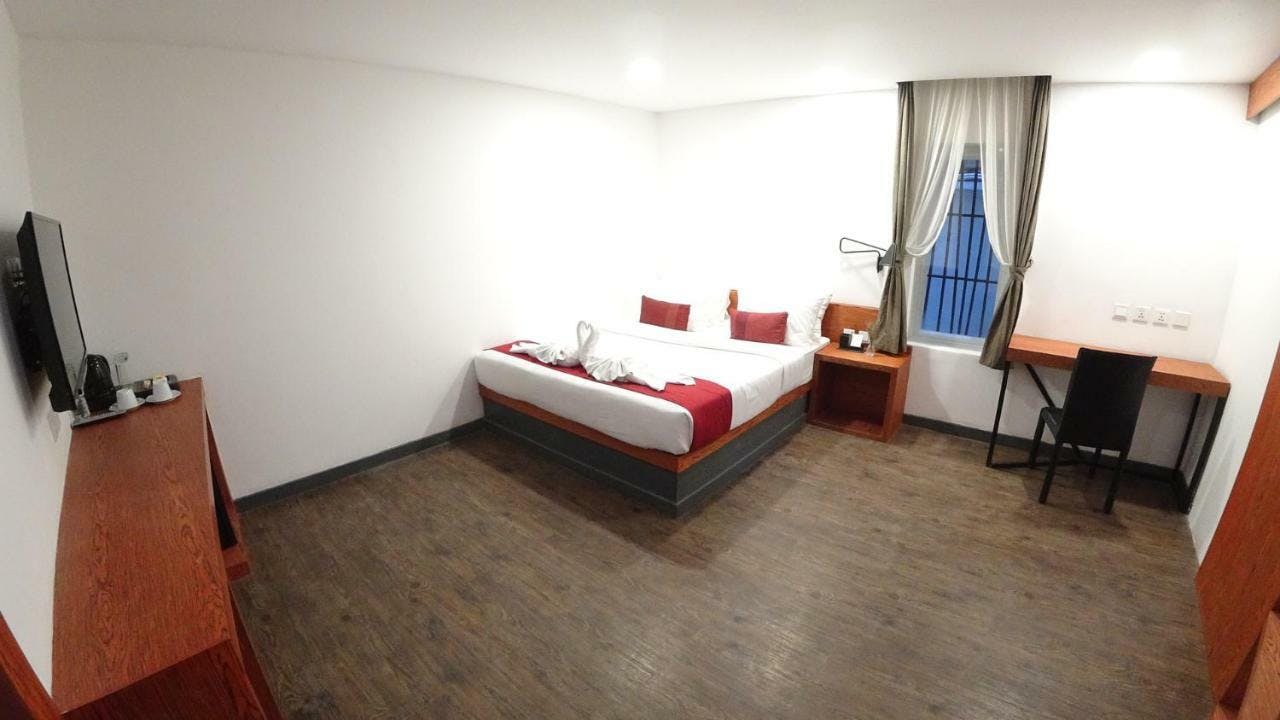 Hotel Records Phnom Penh