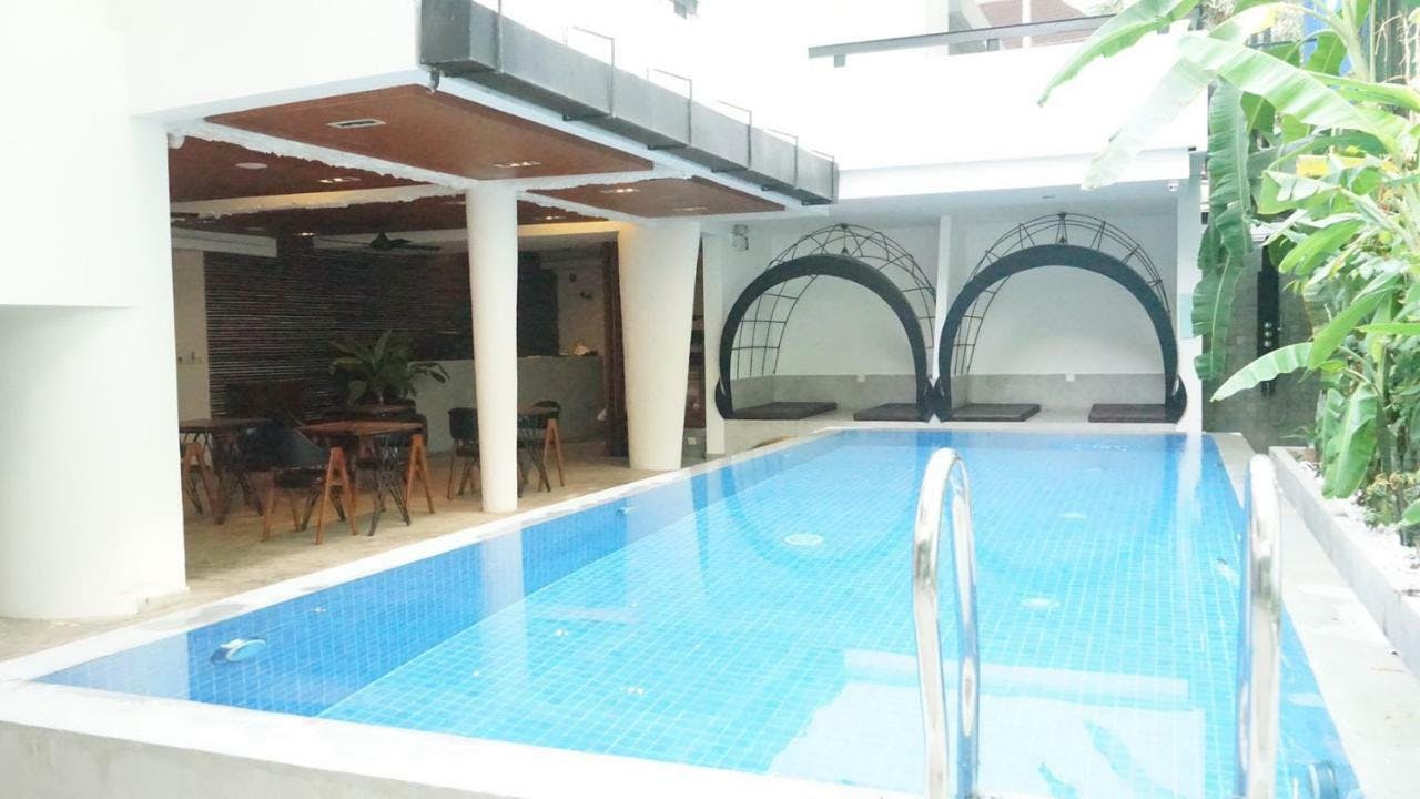 Hotel Records Phnom Penh