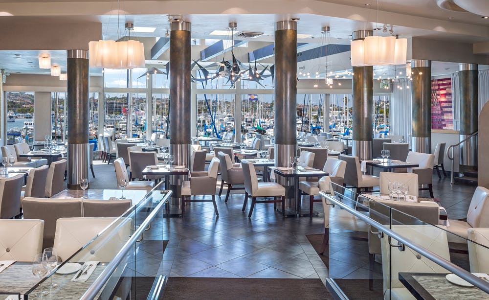 Humphreys Half Moon Inn & Suites