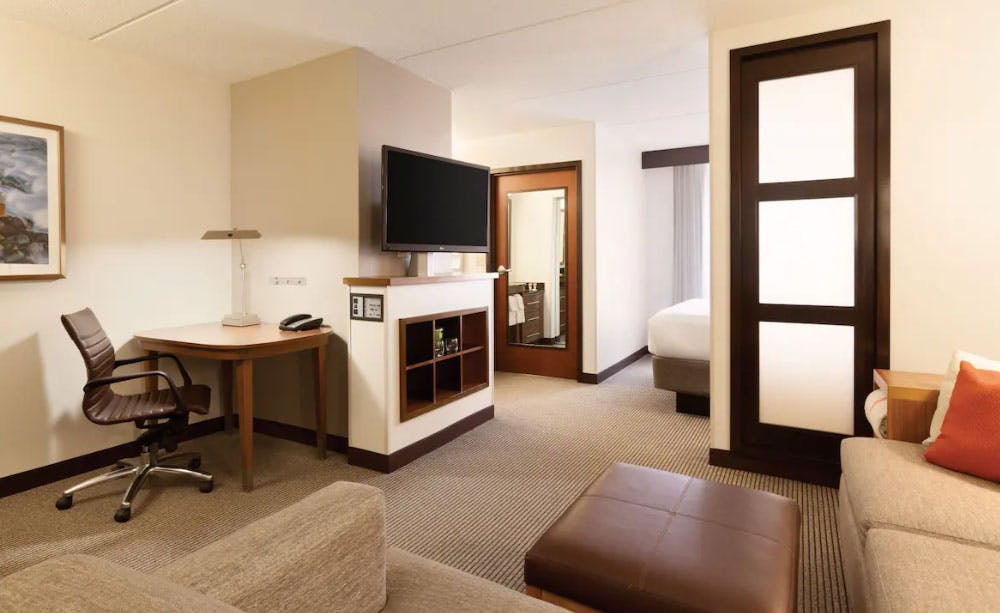  Hyatt Place Dallas-North/By The Galleria