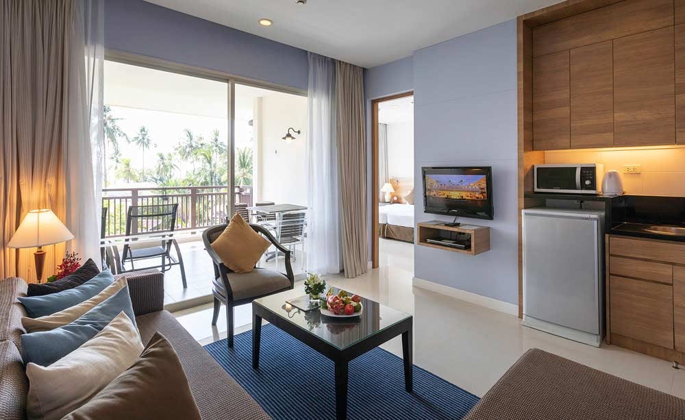 Kantary Beach Hotel Villas & Suites