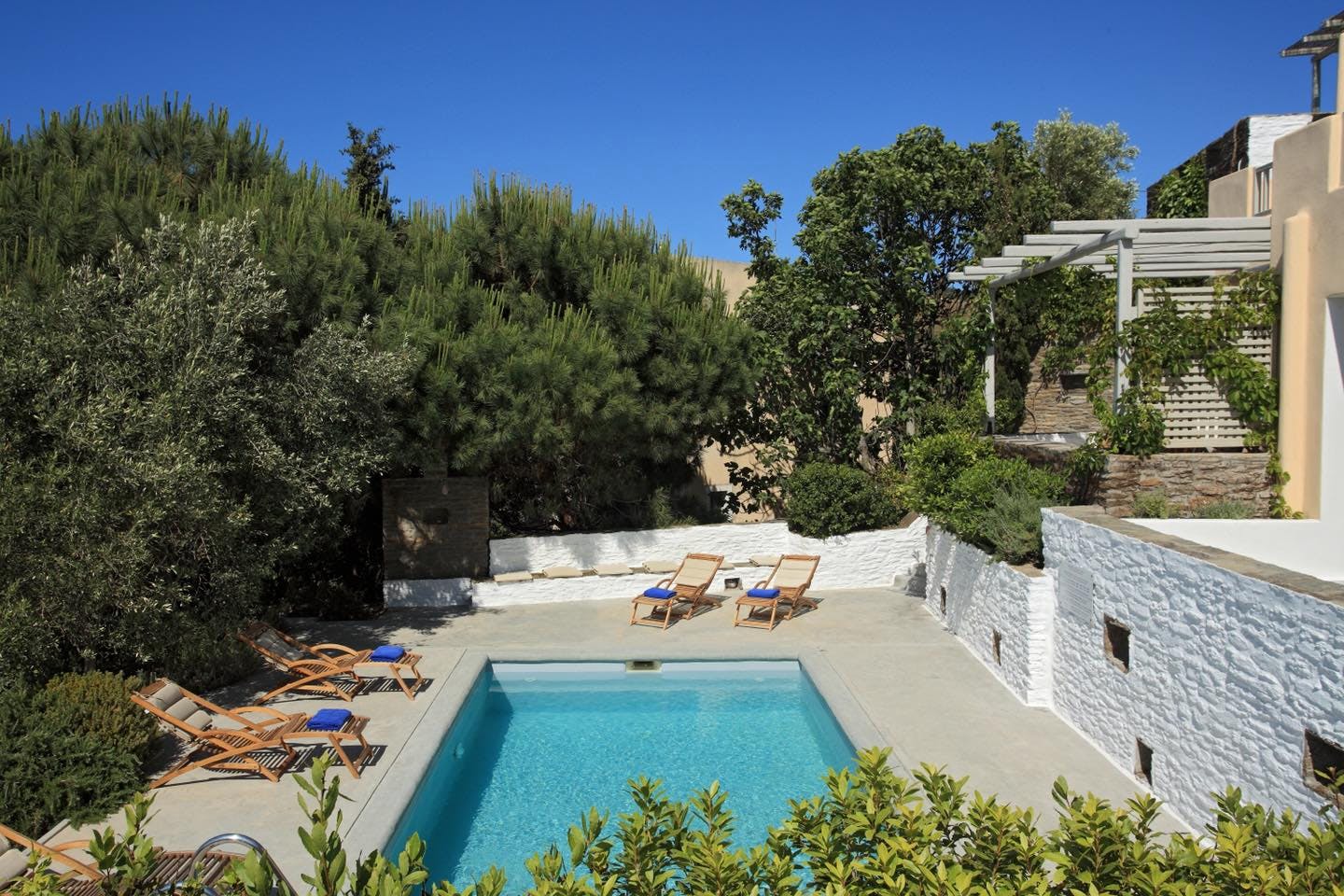 Kea Village Suites & Villa