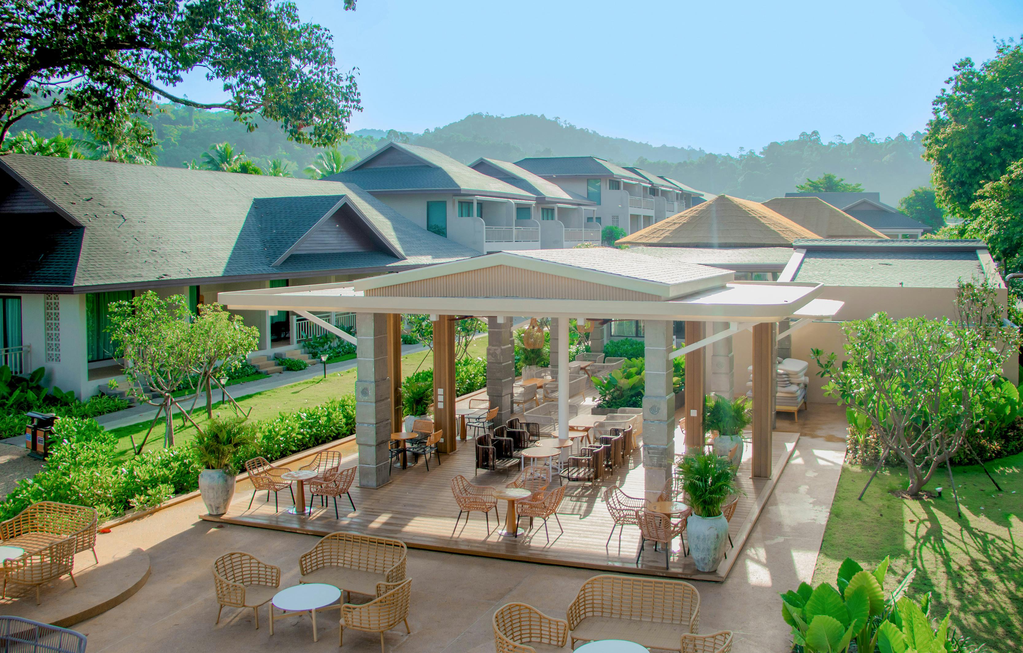 Khao Lak Emerald Beach Resort & Spa 