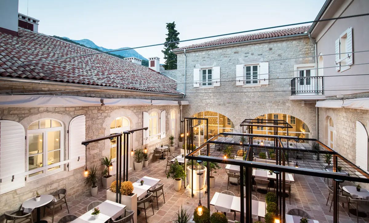 Lazure Hotel and Marina