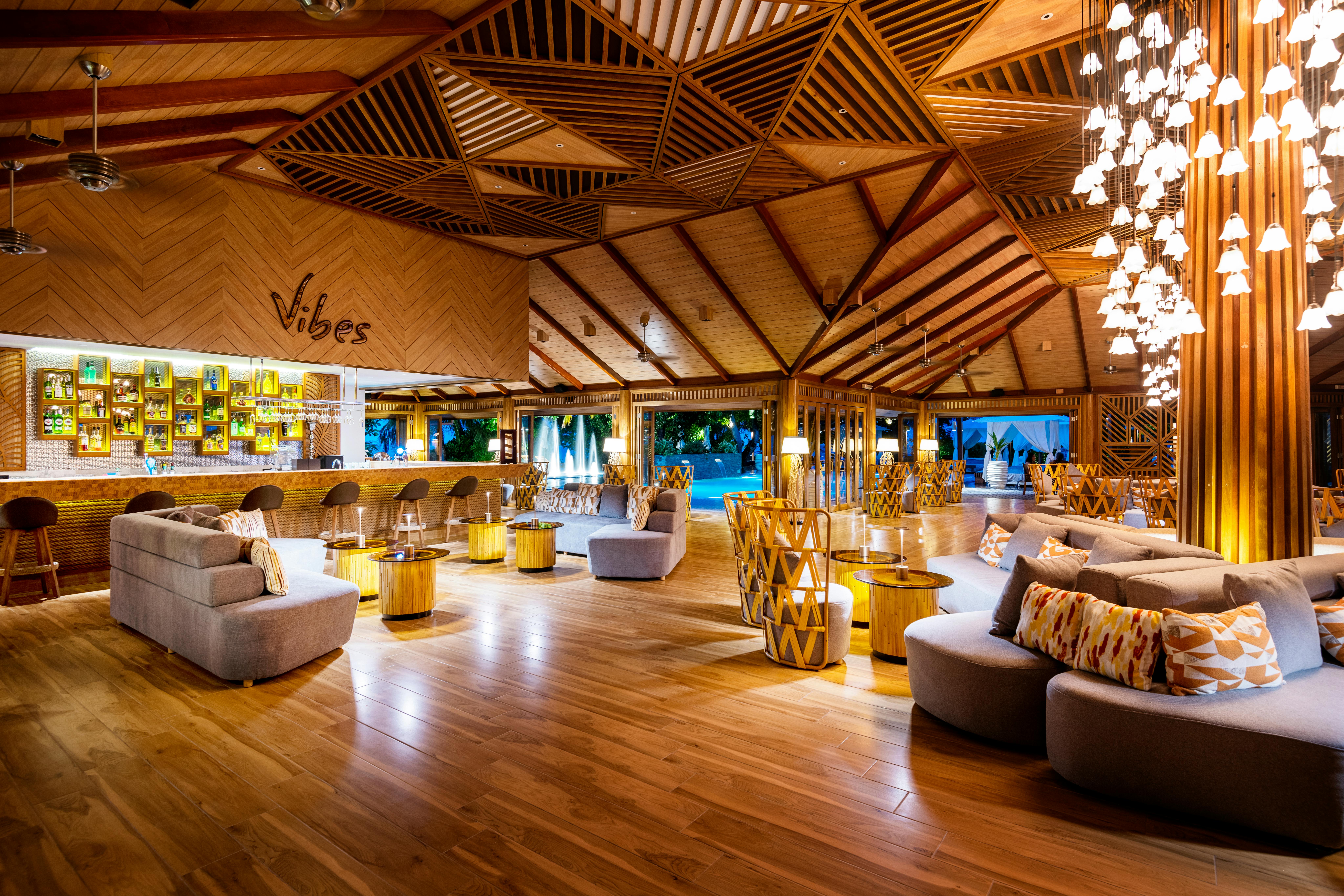 Lily Beach Resort & Spa Maldives 