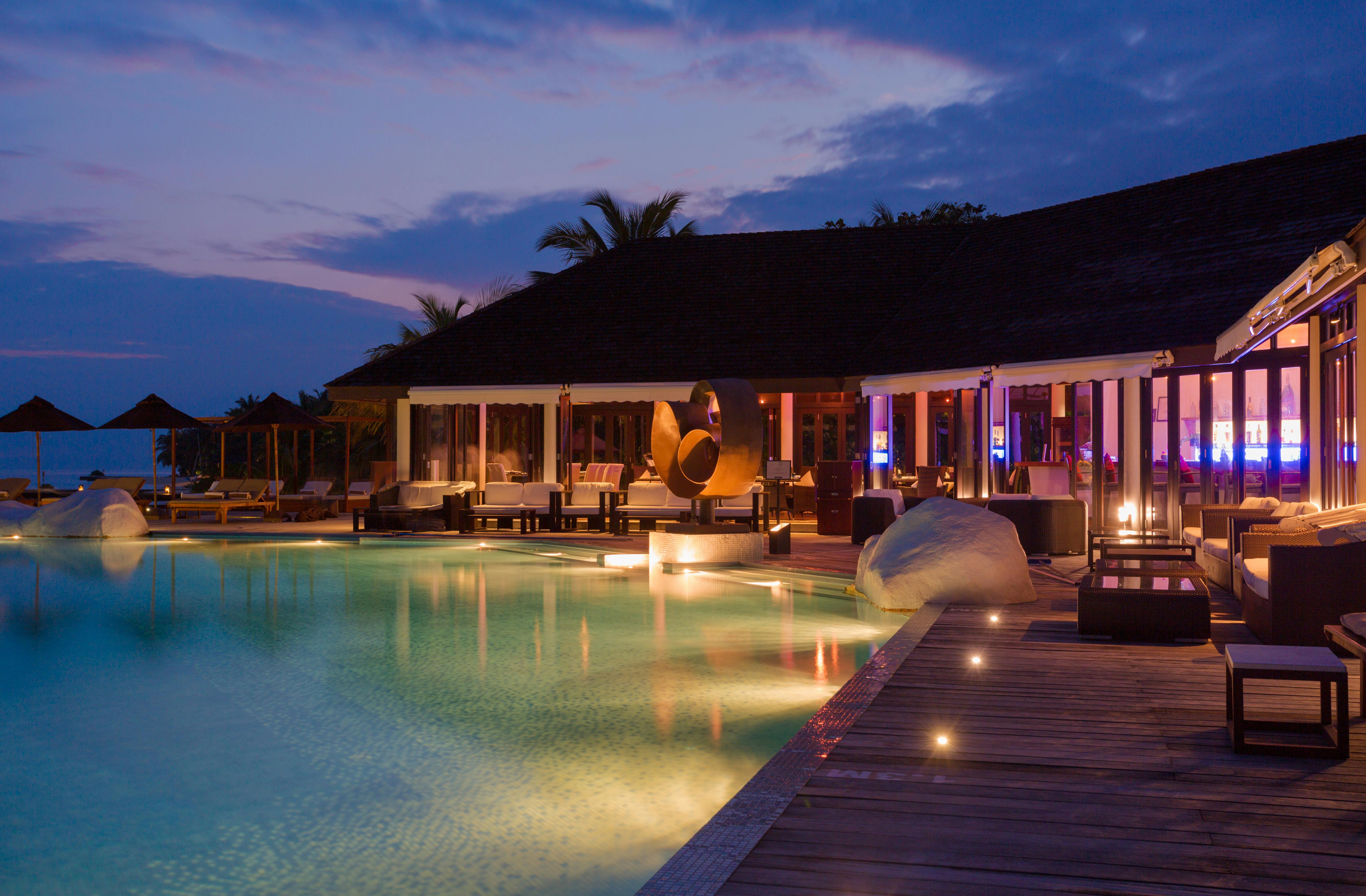 Lily Beach Resort & Spa Maldives 
