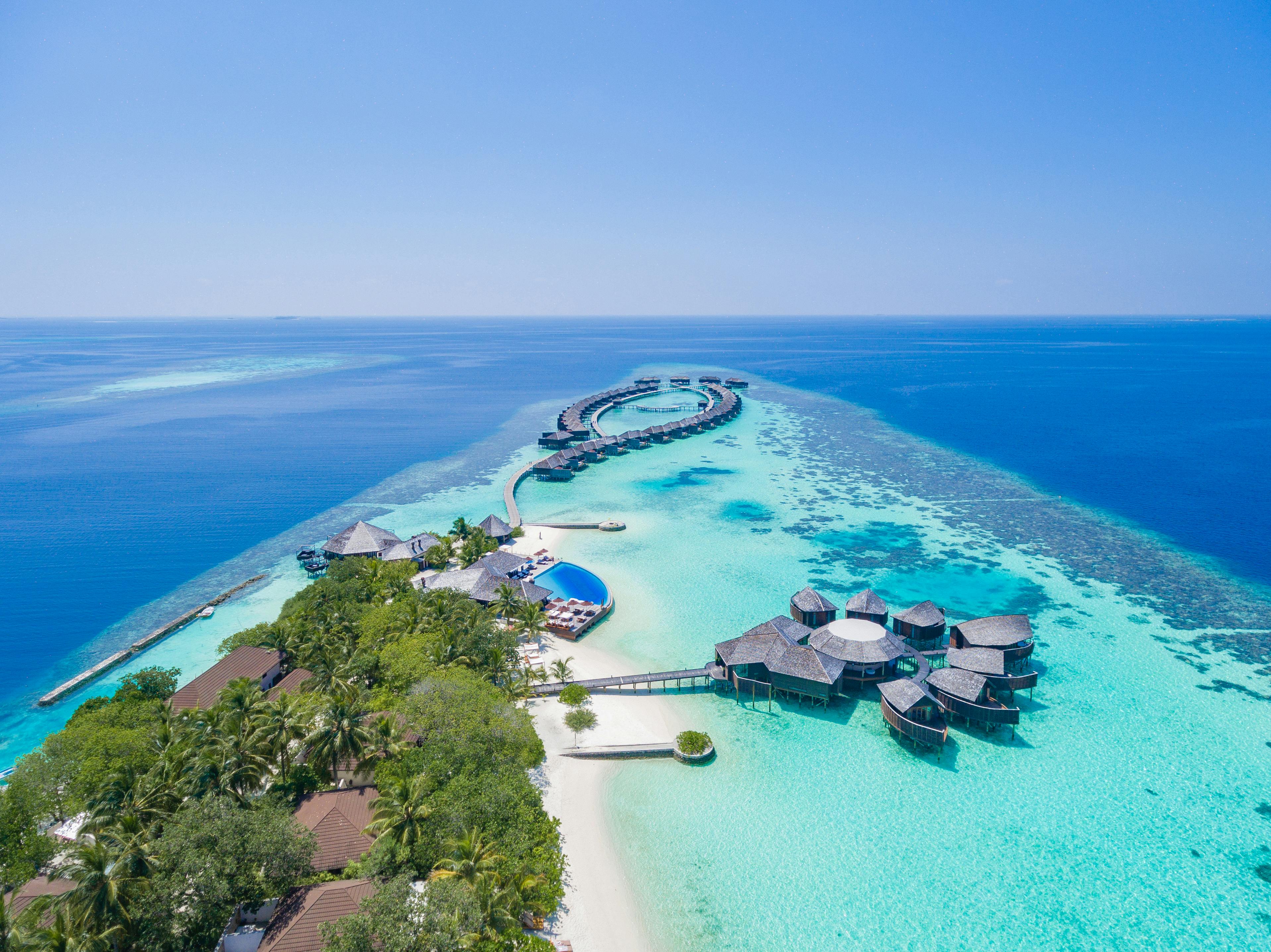 Lily Beach Resort & Spa Maldives 