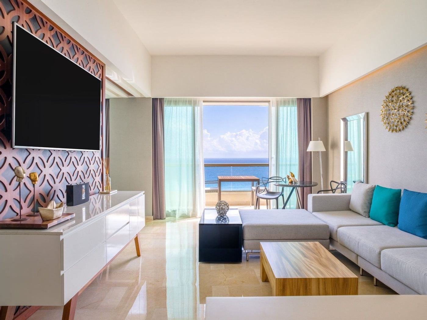 LIVE AQUA CANCUN