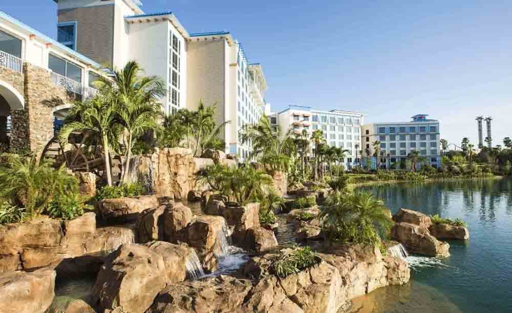 Loews Sapphire Falls Resort at Universal Orlando