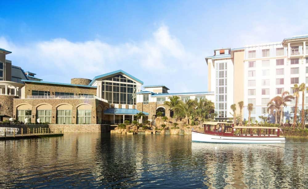 Loews Sapphire Falls Resort at Universal Orlando