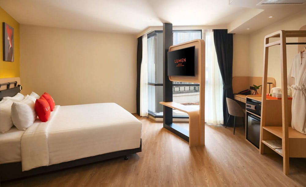 Lumen Bangkok Udomsuk Station