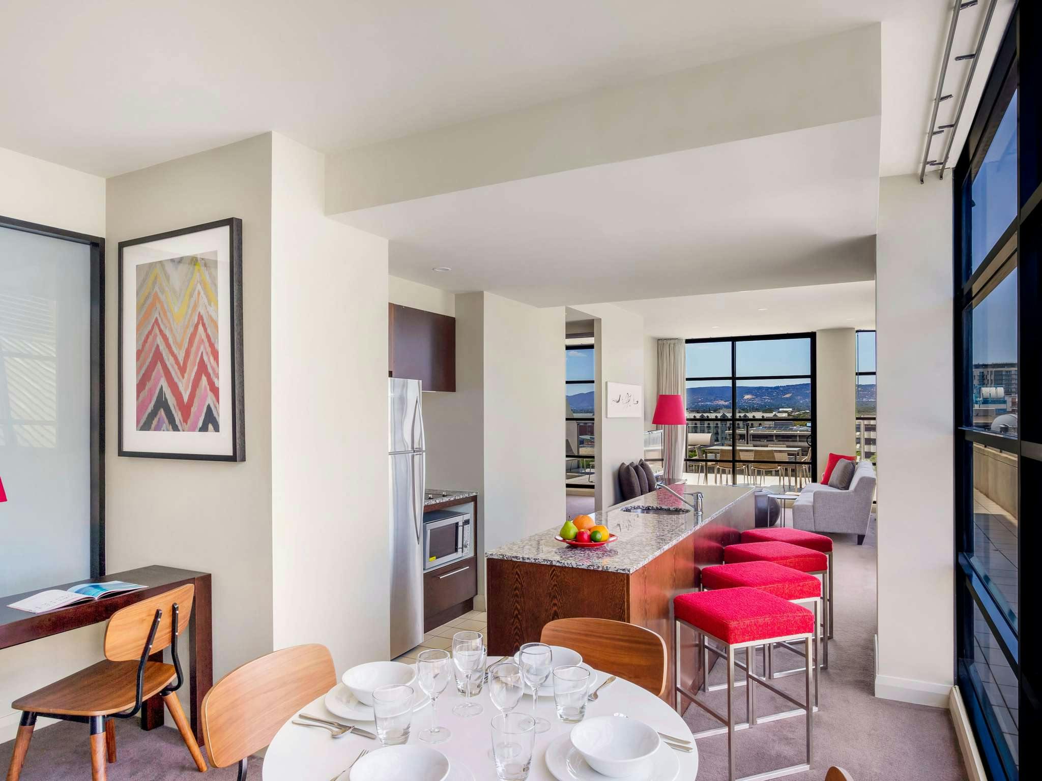 Mantra Hindmarsh Square