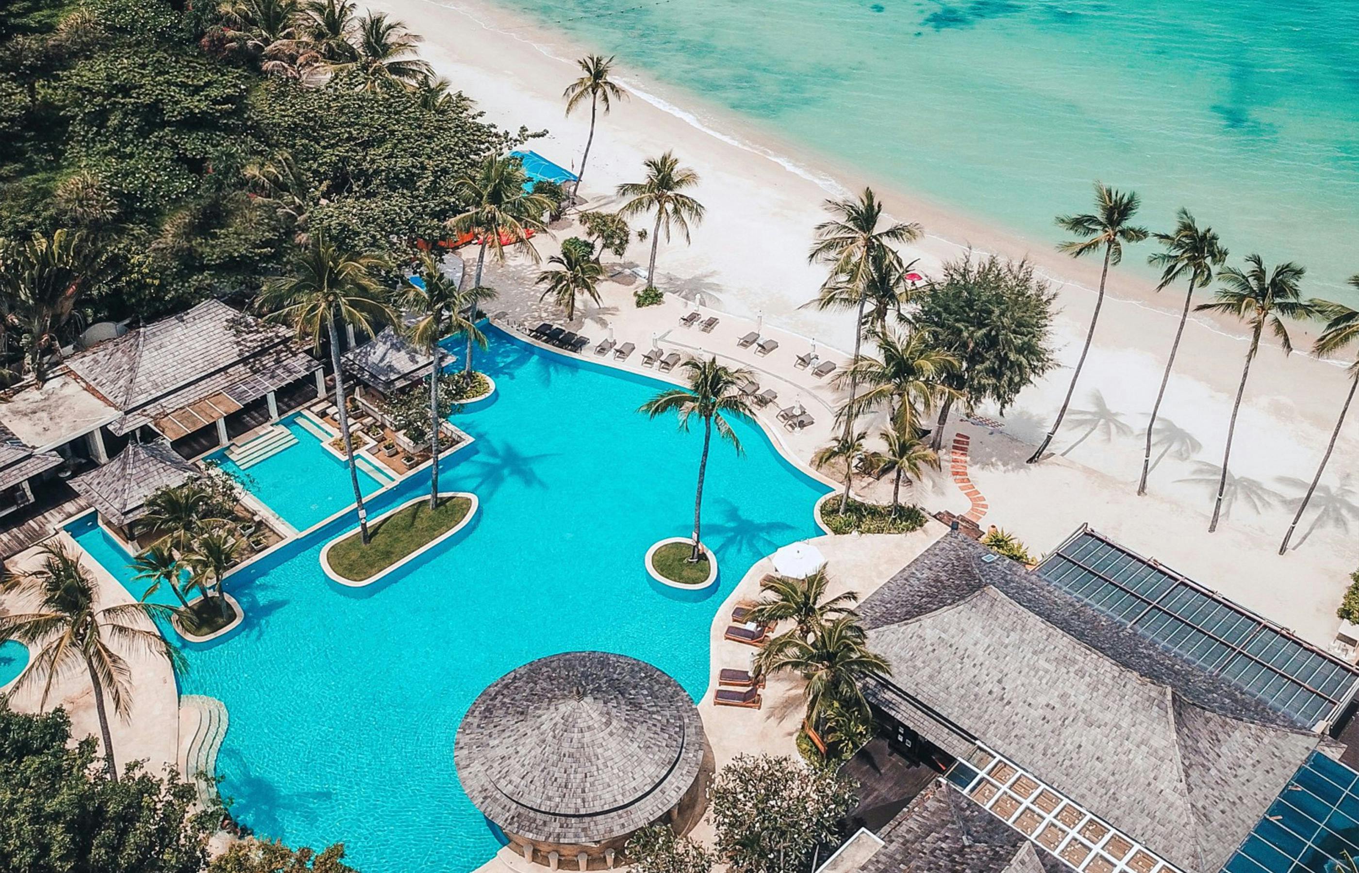 9.	Melati Beach Resort & Spa