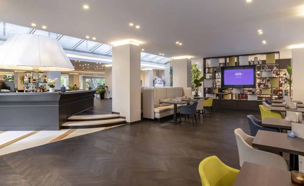 Mercure Rome West