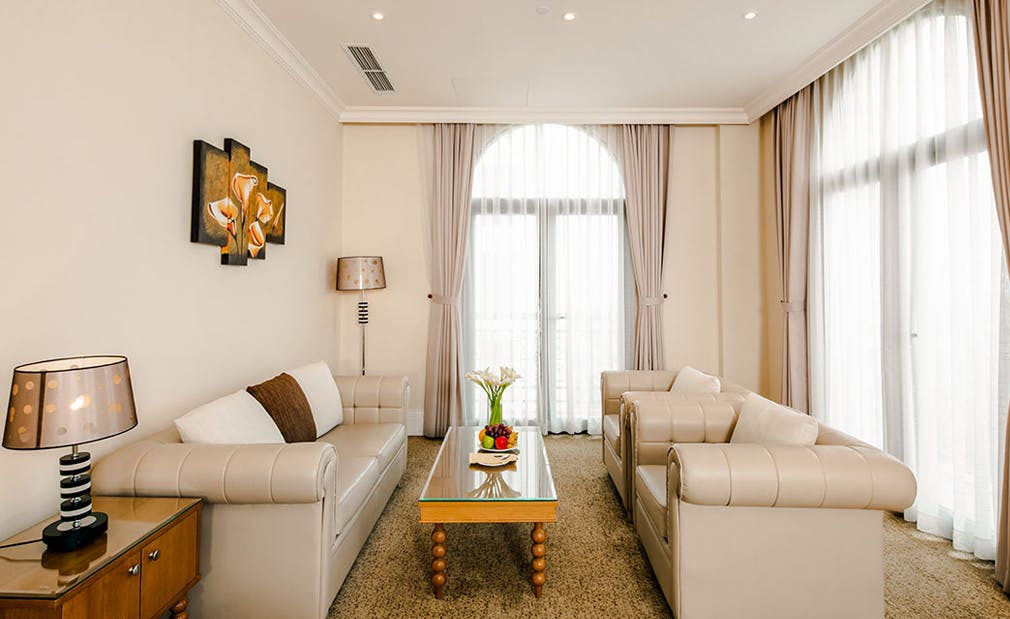 MerPerle Crystal Palace Hotel