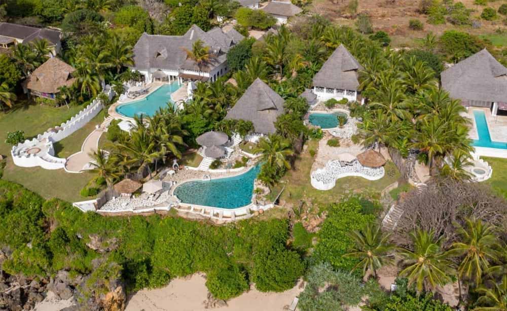 msambweni-beach-house-and-private-villas-01
